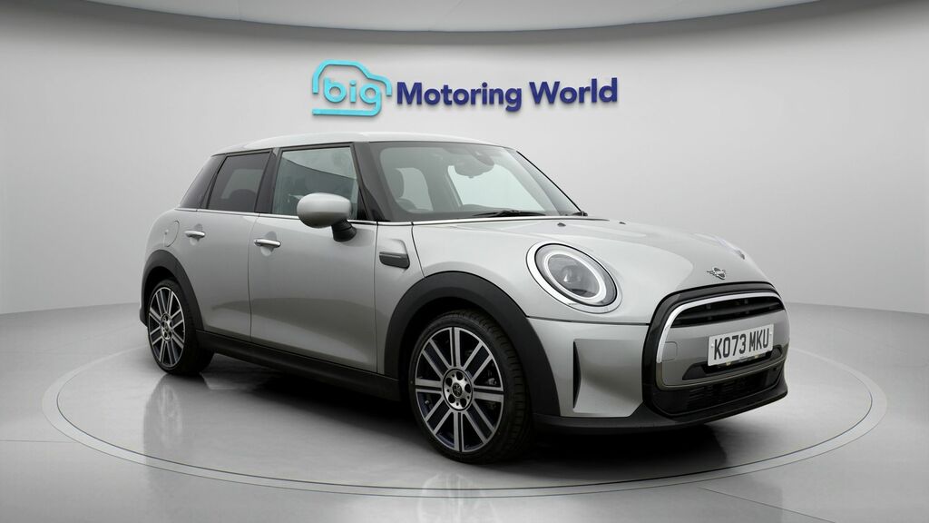 Mini Hatch Cooper Exclusive KO73MKU Silver