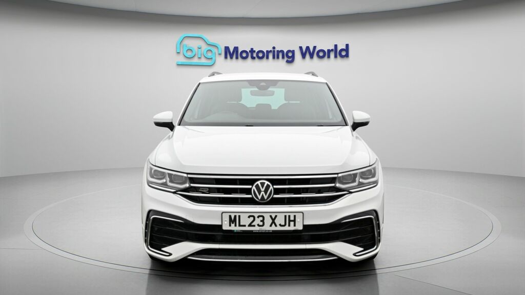 Volkswagen Tiguan R-line ML23XJH White #2