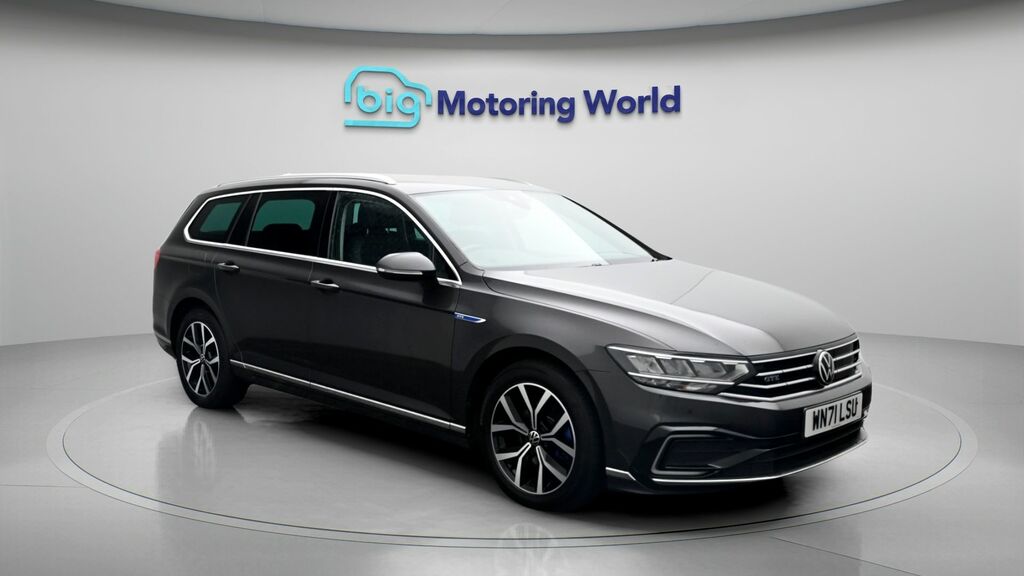 Volkswagen Passat Gte WN71LSU Grey