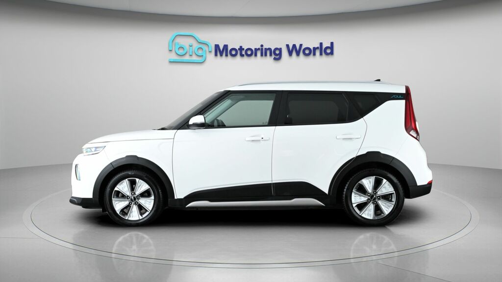 Kia Soul Maxx White #4