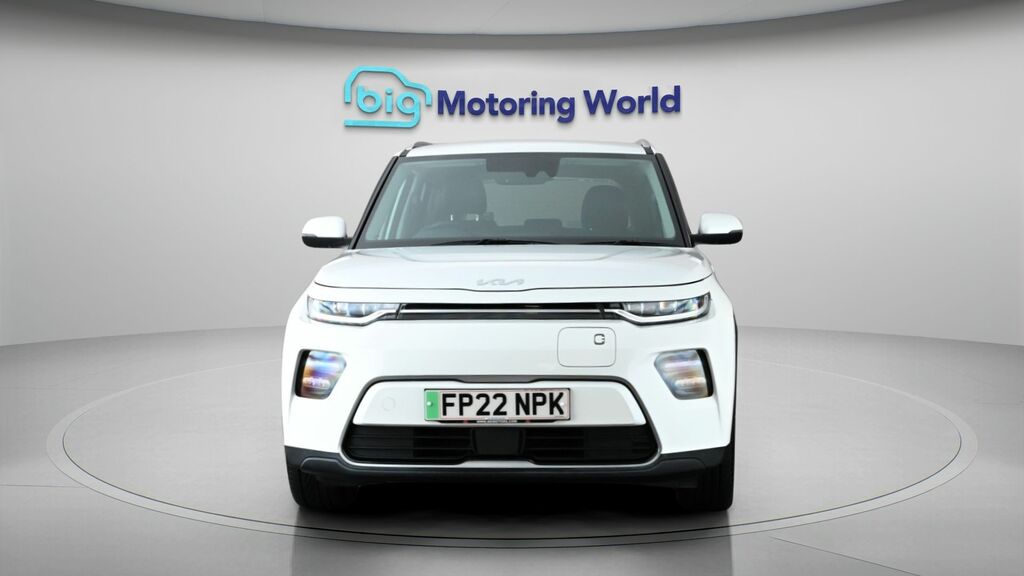 Kia Soul Maxx White #2