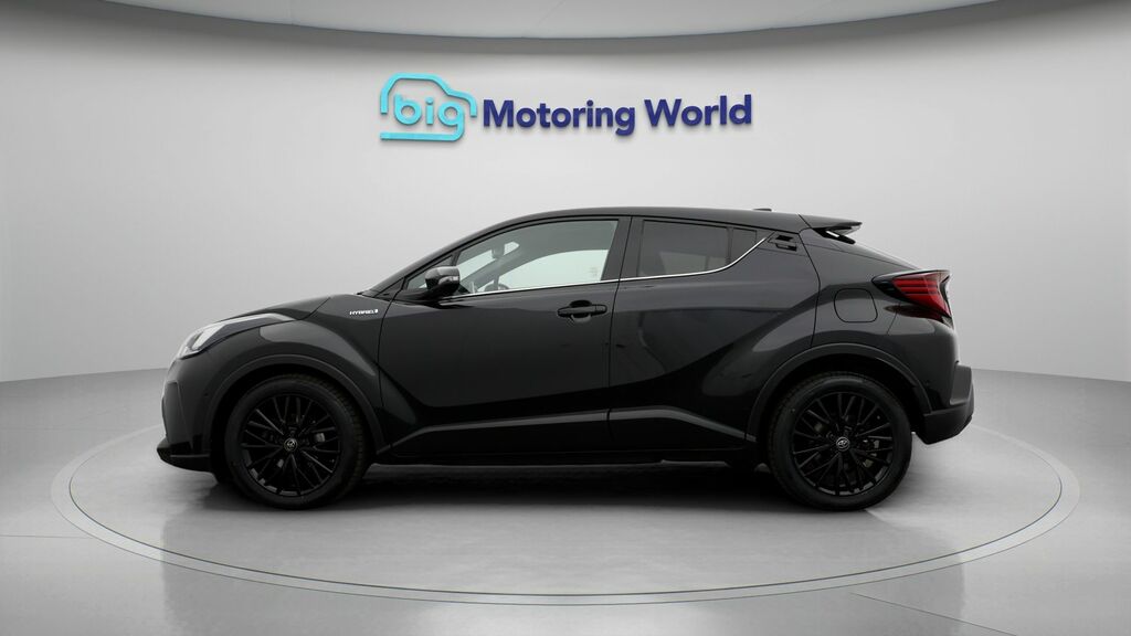 Toyota C-Hr Excel Black #4
