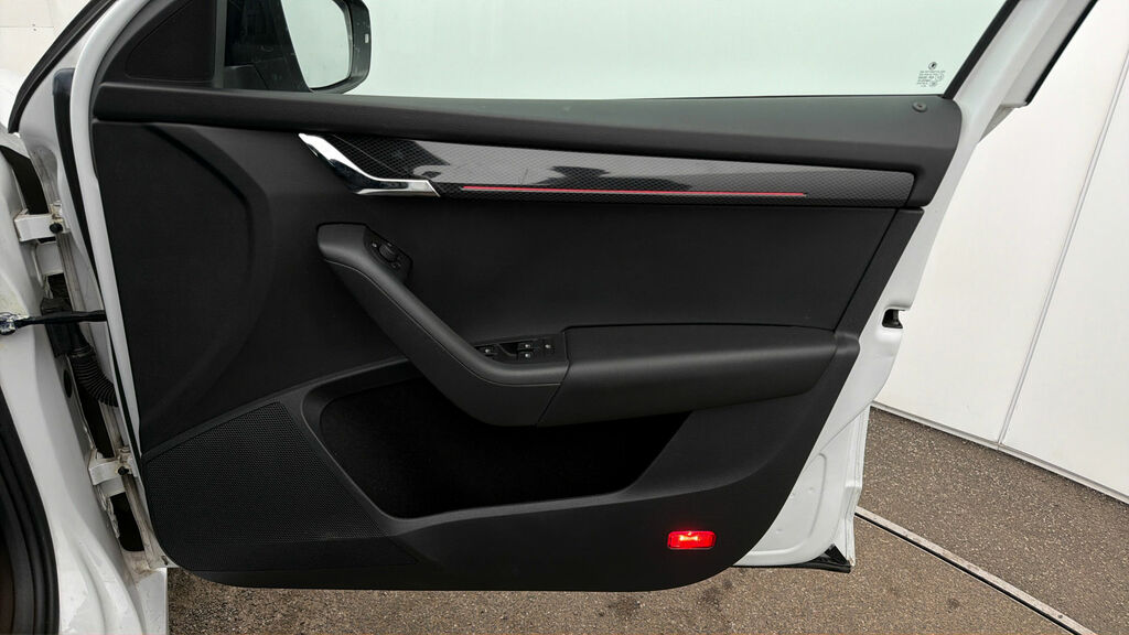Skoda Octavia Se Technology Silver #14
