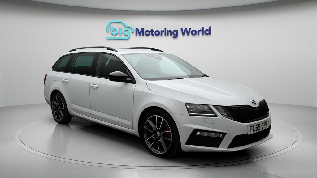 Skoda Octavia Vrs White