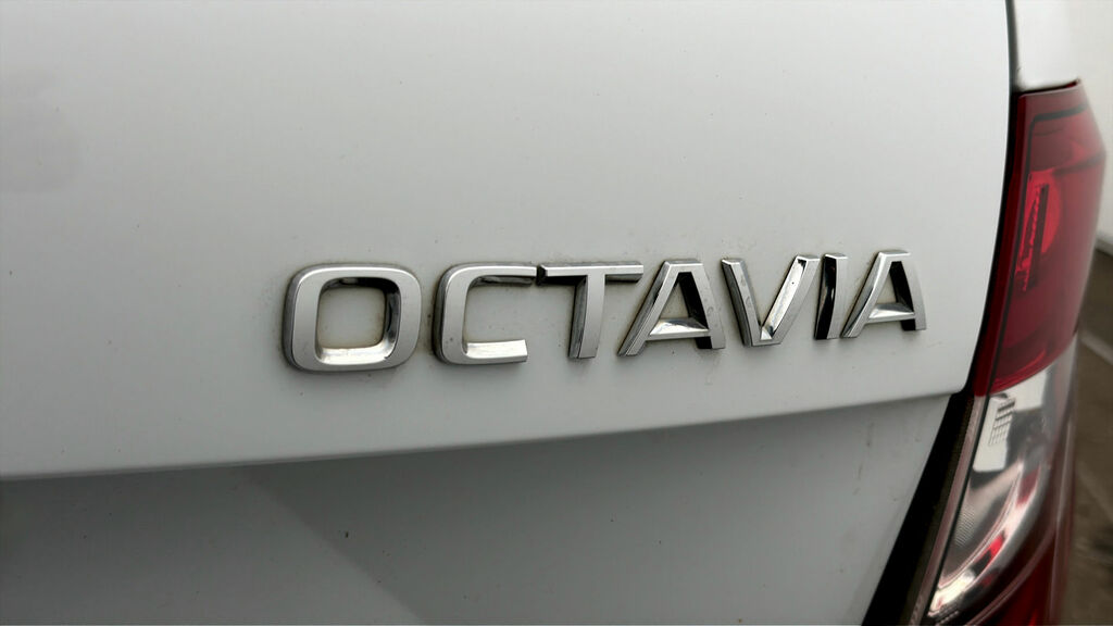 Skoda Octavia Se Technology Silver #21