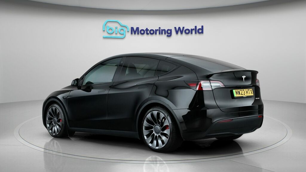 Tesla Model Y Performance Black #5