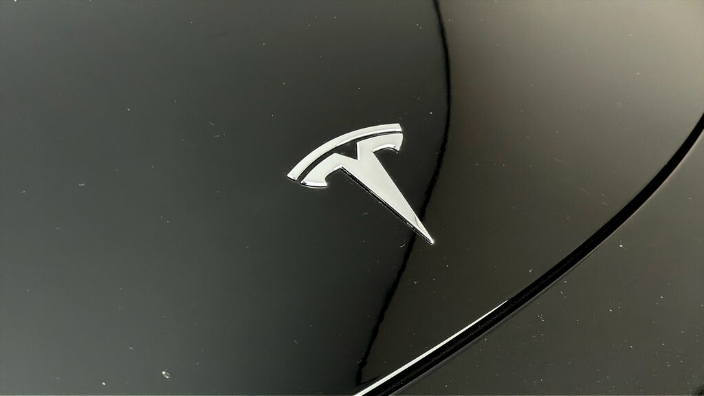 Tesla Model Y Base 295 Bhp Blue #20