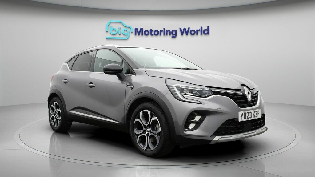 Renault Captur Techno Black
