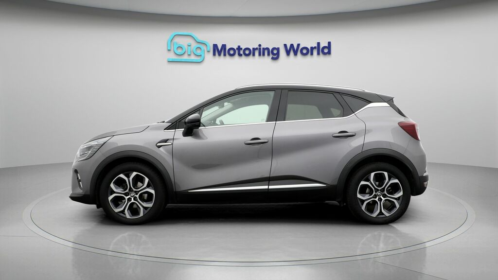 Renault Captur Techno YB23KZF Black #4
