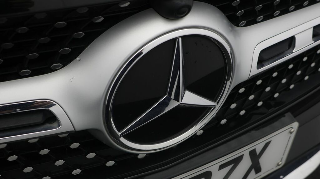 Mercedes-Benz GLA Class Gla 200 D Sport Executive Grey #22