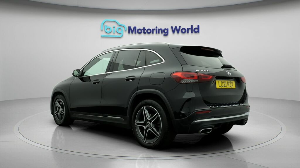 Mercedes-Benz GLA Class Amg Line Black #5