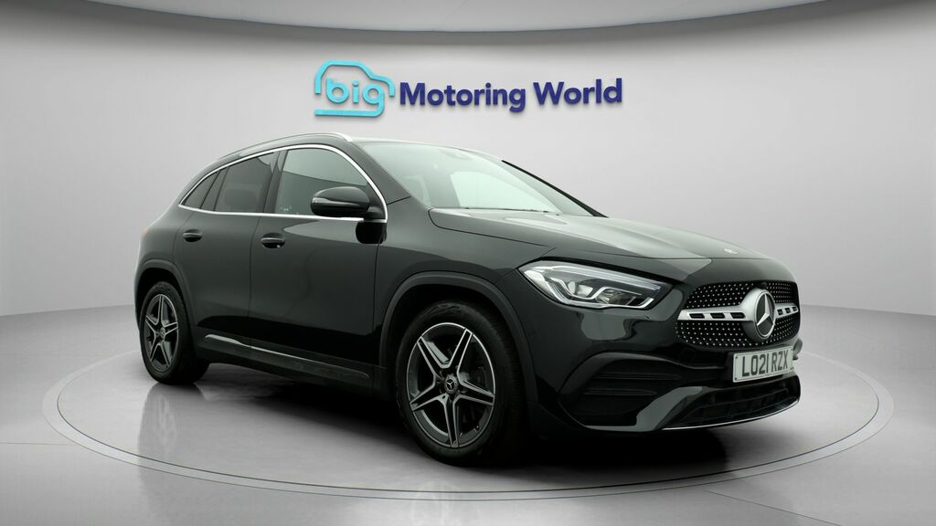 Mercedes-Benz GLA Class Amg Line Black