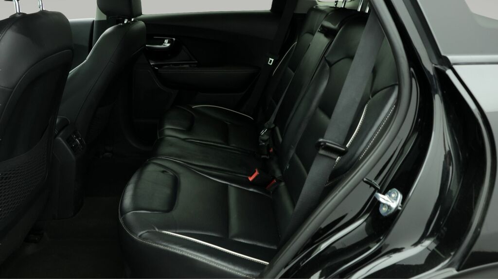 Kia Niro 2 Red #16