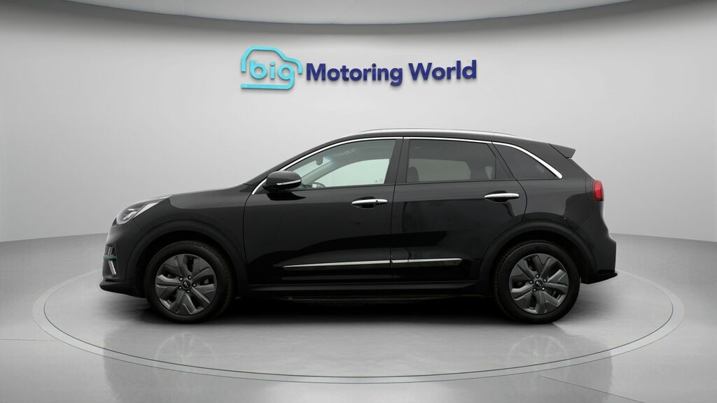 Kia Niro 4 Black #4