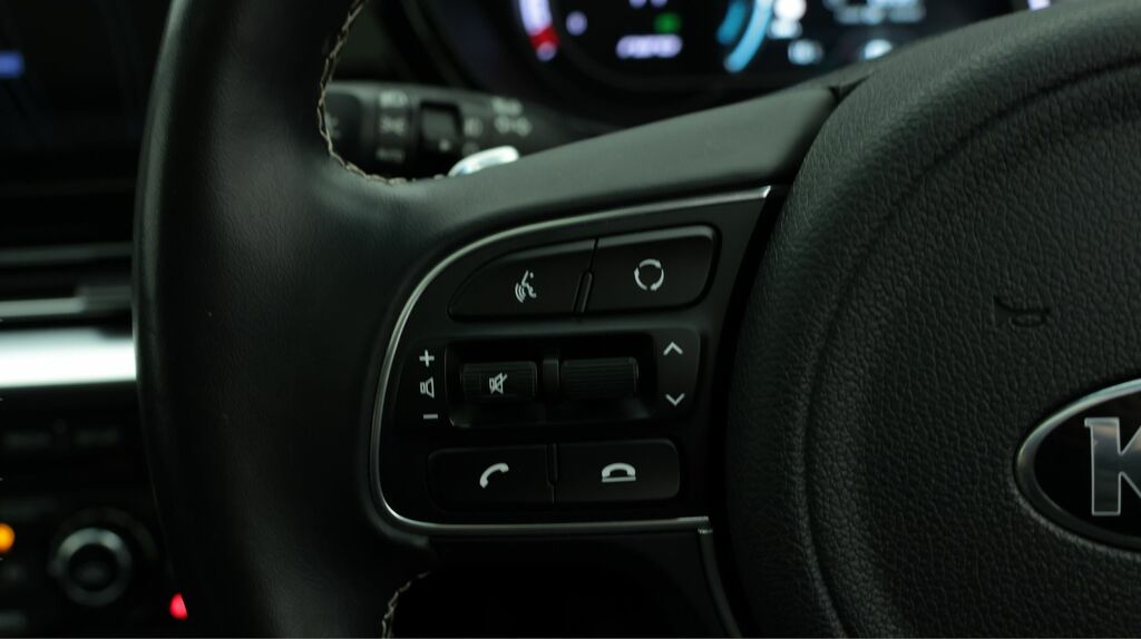 Kia Niro 2 Red #22