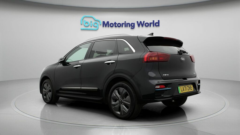 Kia Niro 4 Black #5