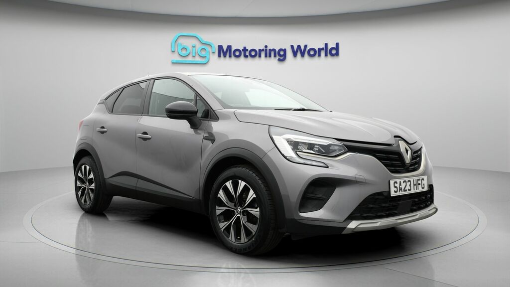 Renault Captur Evolution SA23HFG Grey