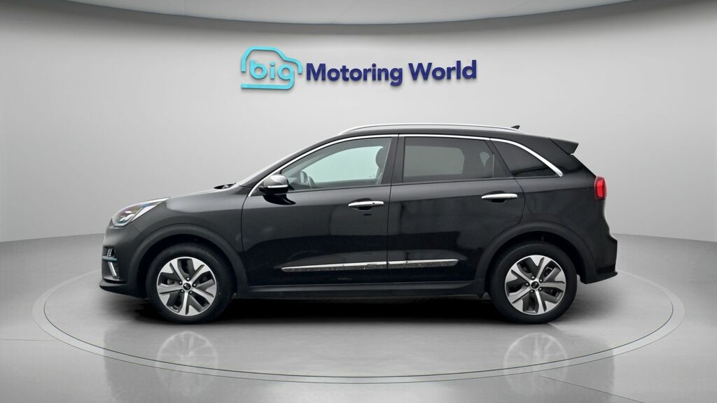 Kia Niro 4 Black #4