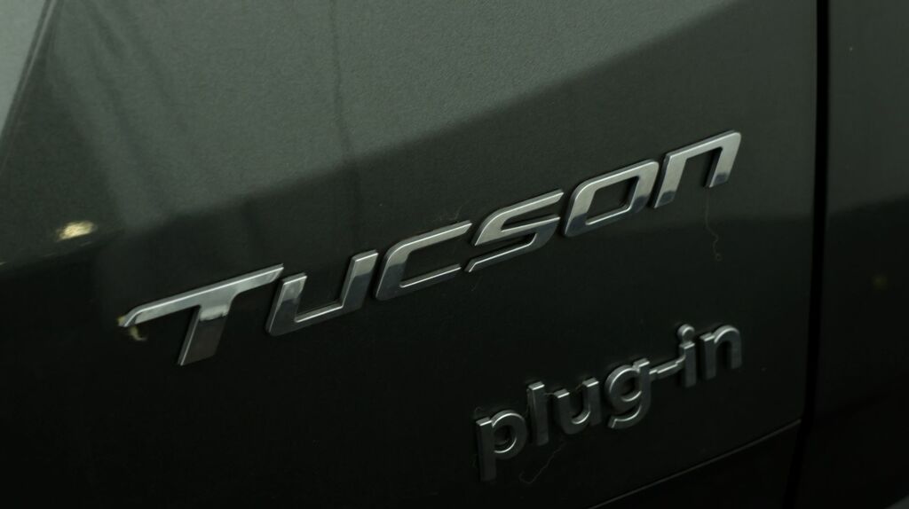 Hyundai Tucson Ultimate Black #25