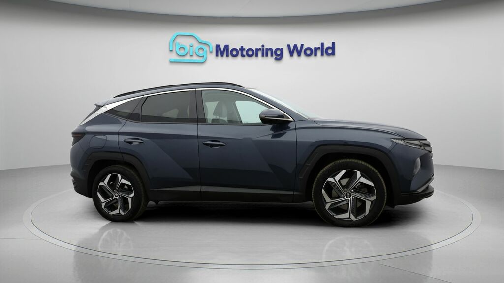 Hyundai Tucson Ultimate White #8