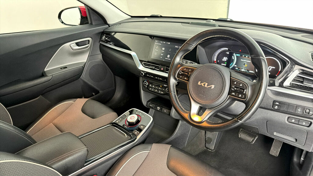 Kia Niro 3 White #9