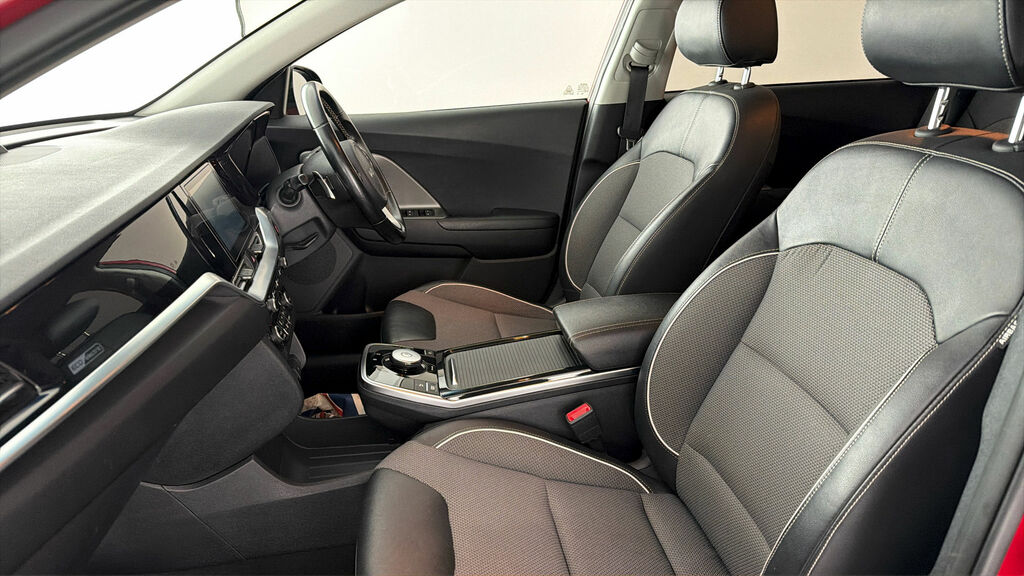 Kia Niro 3 White #12