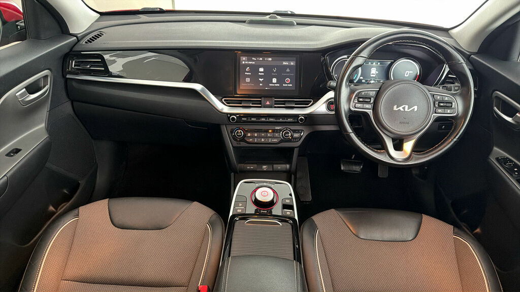 Kia Niro 3 White #11