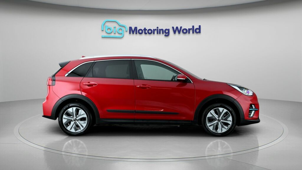 Kia Niro 3 White #8