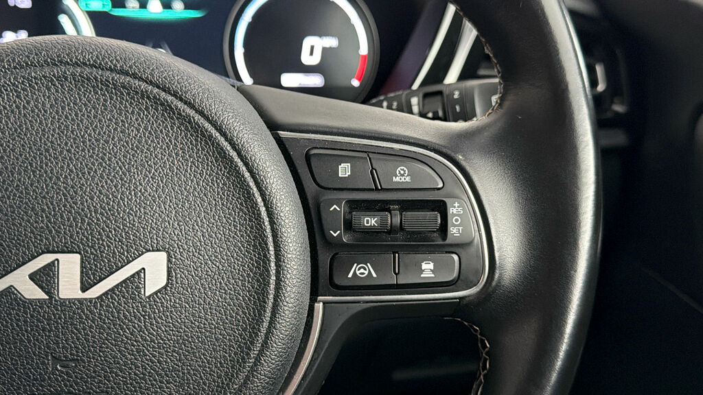 Kia Niro 3 White #20
