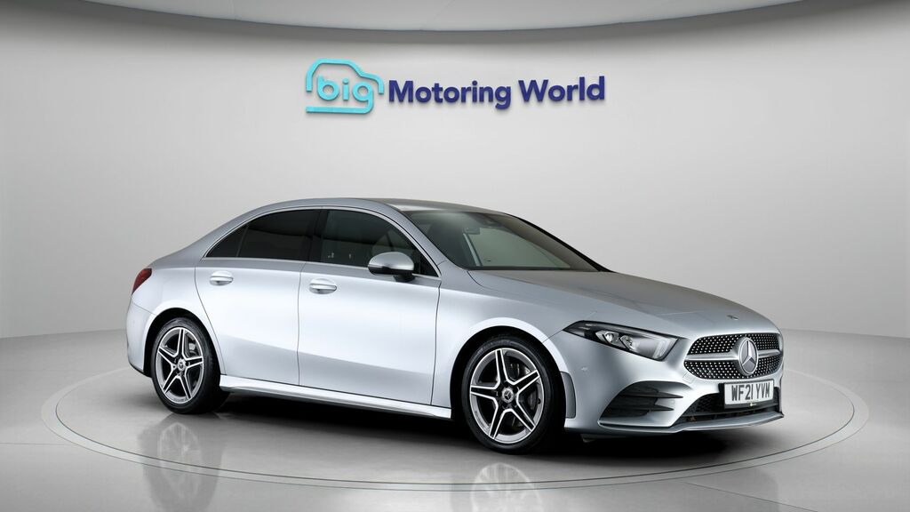 Mercedes-Benz A Class Amg Line WF21YVM Silver
