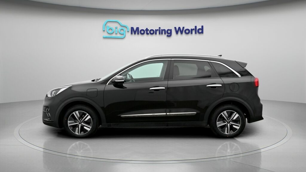 Kia Niro 3 Black #4