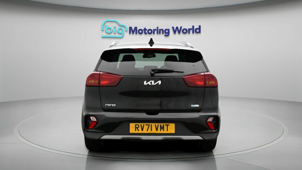 Kia Niro 3 Black #6