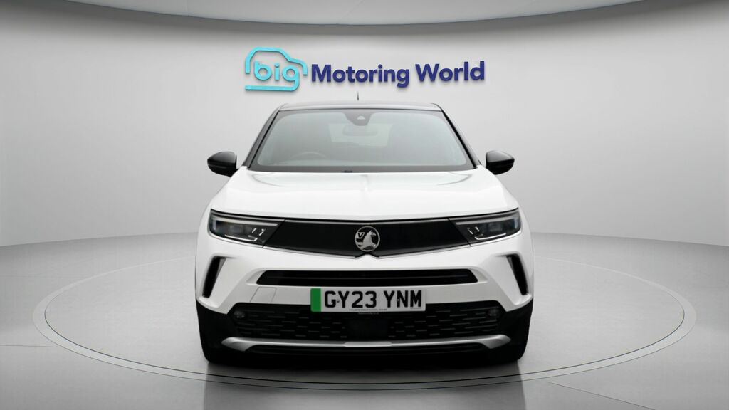 Vauxhall Mokka-e Ultimate White #2
