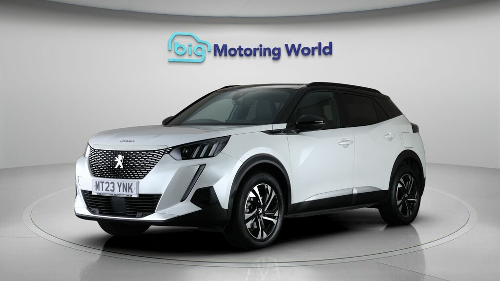 Peugeot e-2008 Gt White #3