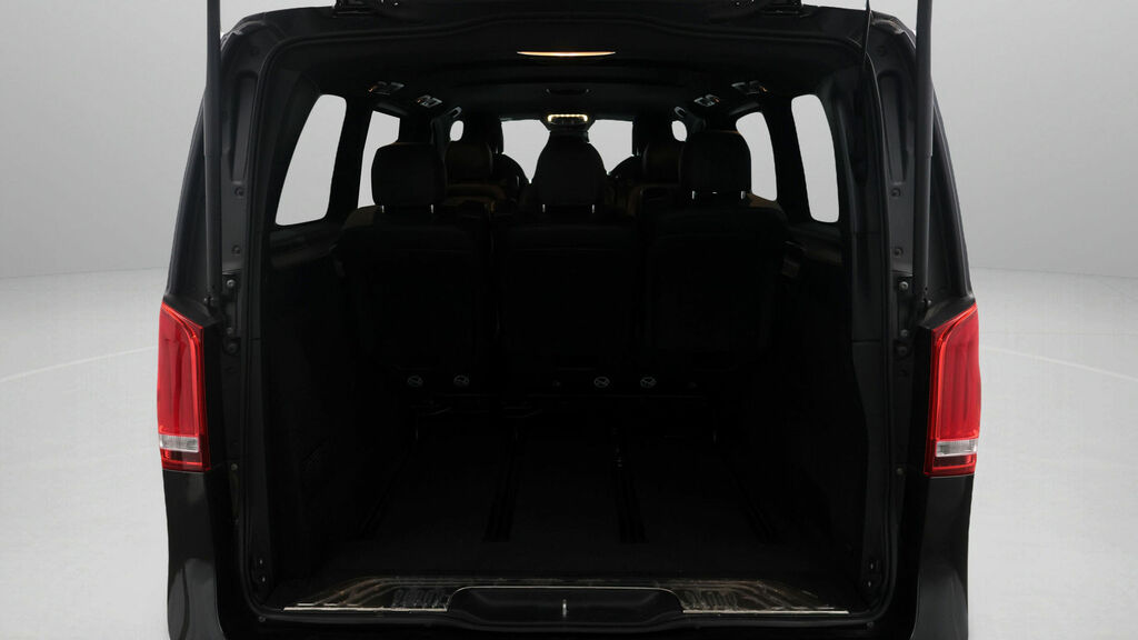Mercedes-Benz V Class Mpv White #17