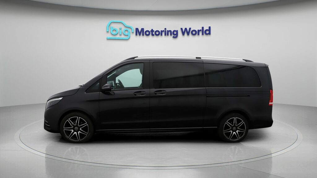 Mercedes-Benz V Class Amg Line Grey #4