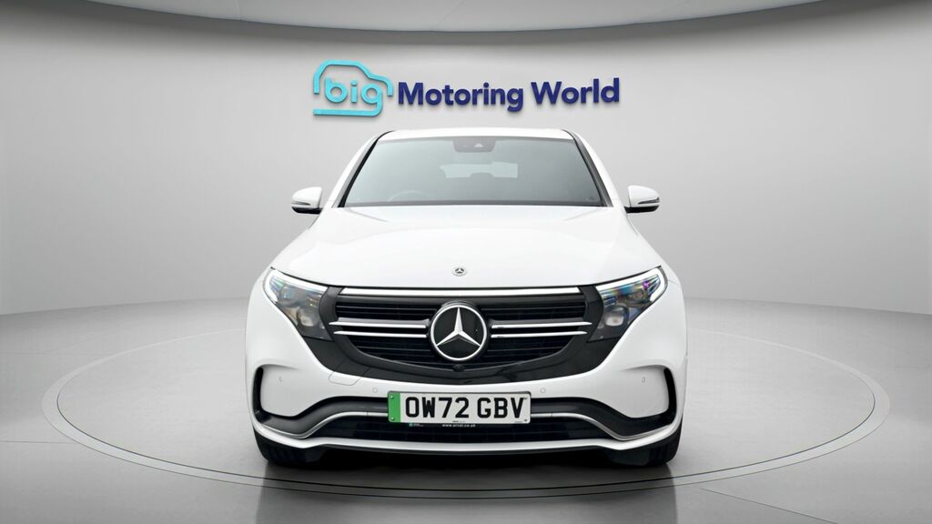 Mercedes-Benz EQC Amg Line White #2
