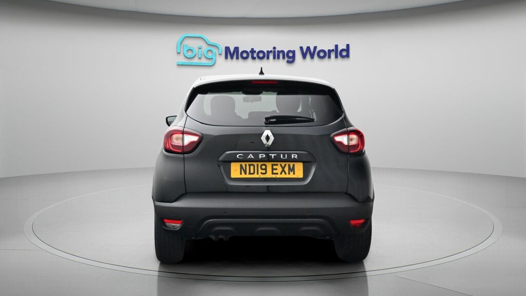Renault Captur Iconic Black #6