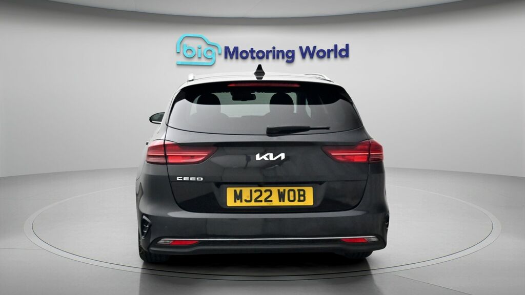 Kia Ceed 3 MJ22WOB Black #6