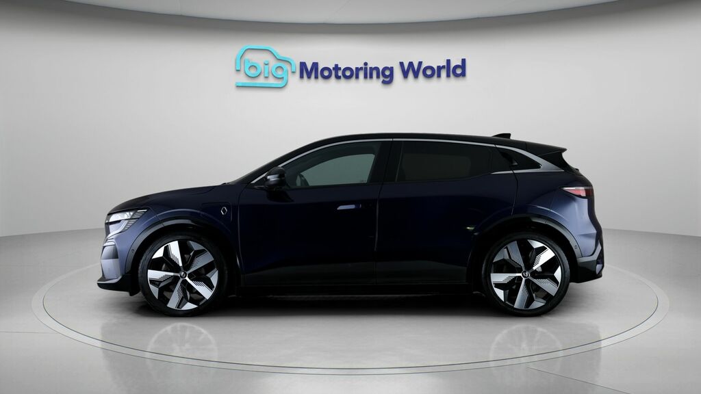 Renault Megane E-Tech Techno Black #4