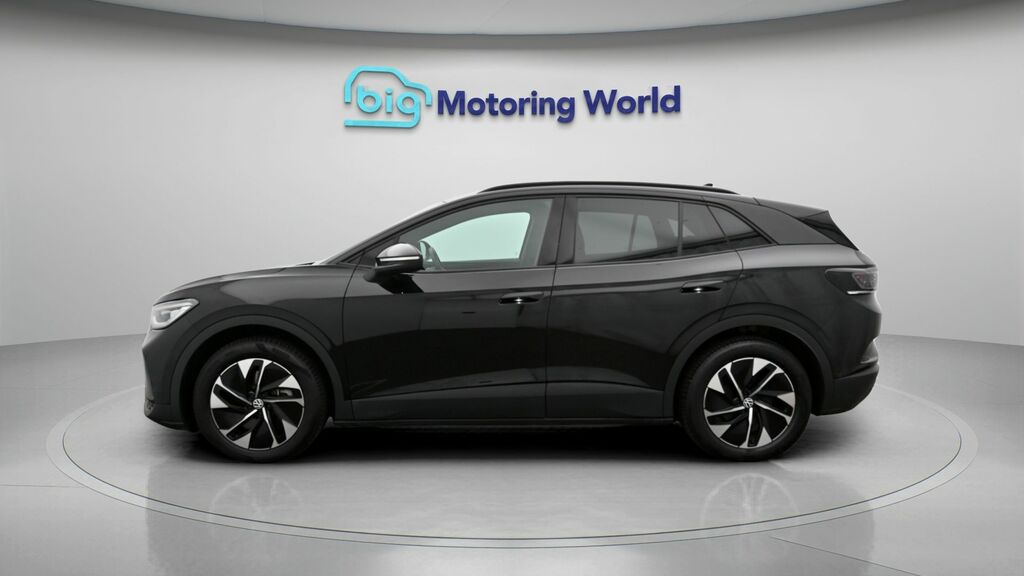Volkswagen ID.4 Match Black #4