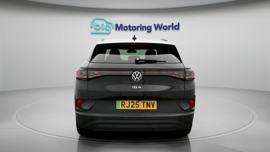 Volkswagen ID.4 Match Black #6