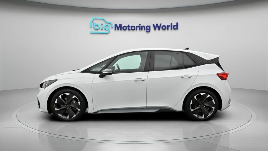 Cupra Born V2 White #4