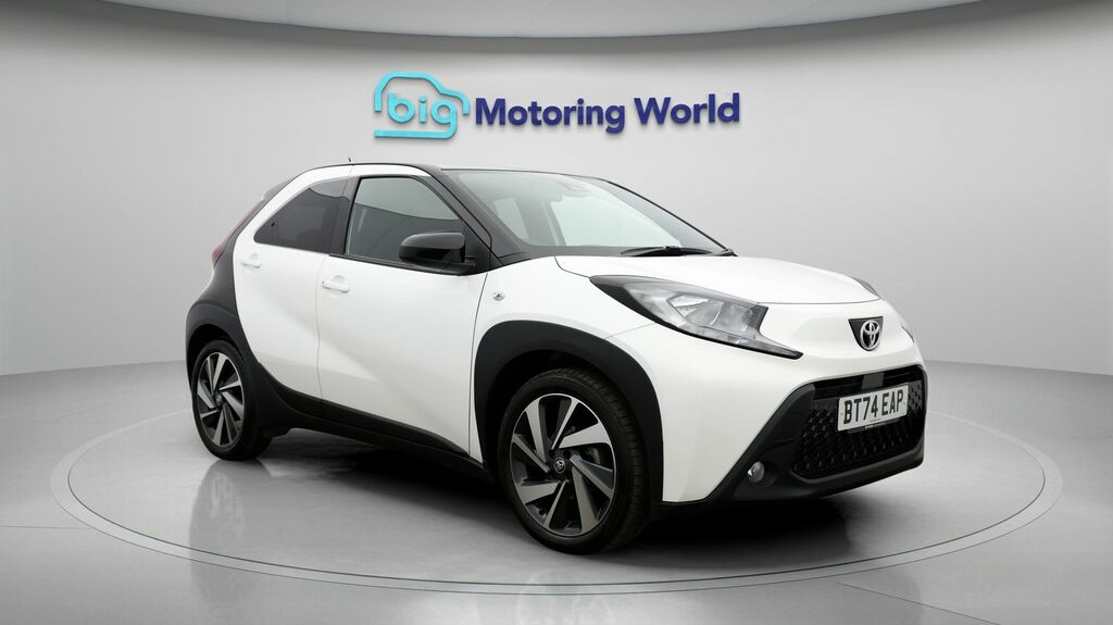 Toyota Aygo X Edge White