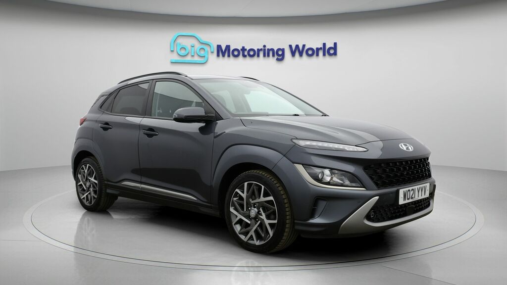 Hyundai Kona Premium WO21YYV Grey