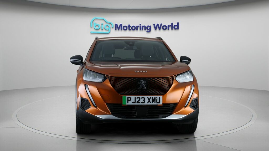 Peugeot e-2008 Allure Premium Orange #2