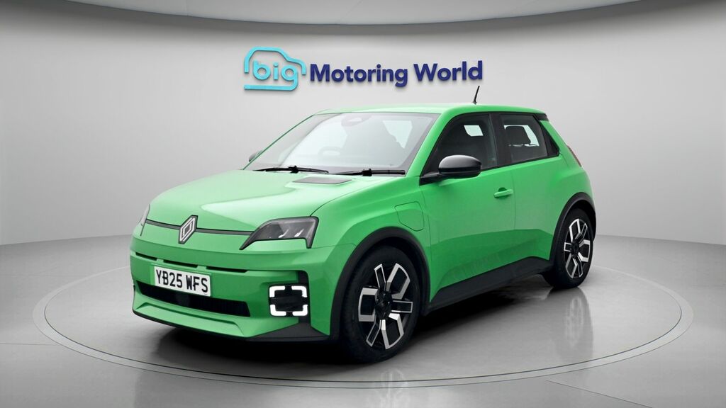 Renault 5 E-Tech Evolution Green #3