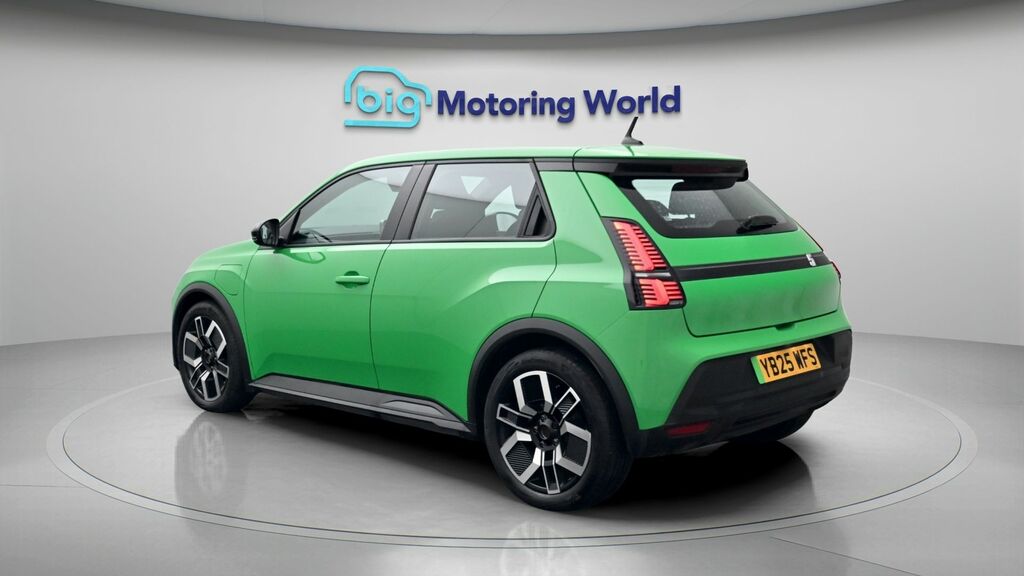 Renault 5 E-Tech Evolution Green #5