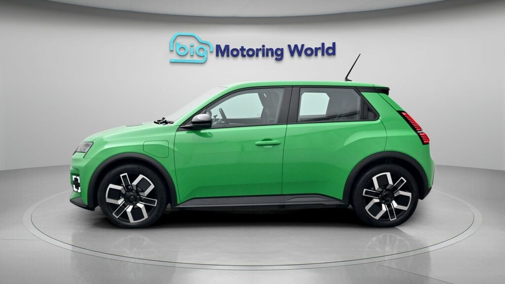 Renault 5 E-Tech Evolution Green #4