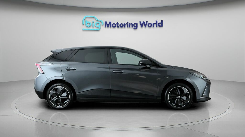 MG MG4 64Kwh Trophy Long Range Hatchback Aut Black #8